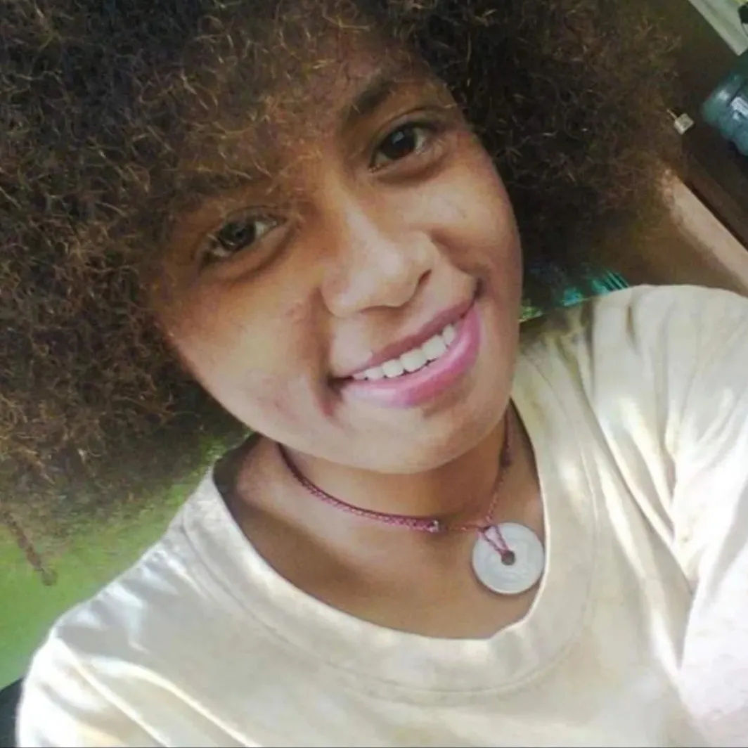 Meet Dominggas (28): visual arts student